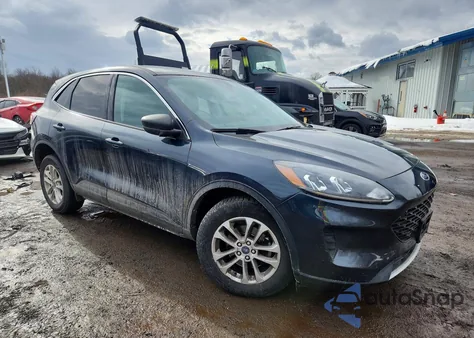 2022 Ford Escape Se z USA, uszkodzony, nr VIN 1FMCU9G6XNUA08439